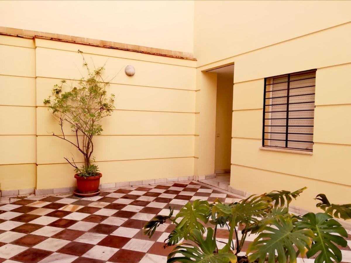Apartamento San Luis. Plaza De Parking Gratis!!! Sewilla Zewnętrze zdjęcie