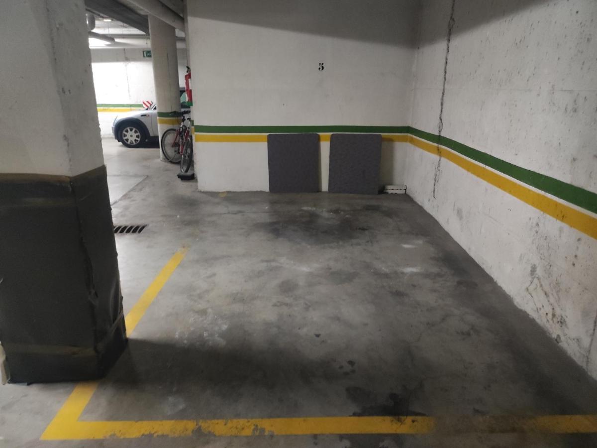Apartamento San Luis. Plaza De Parking Gratis!!! Sewilla Zewnętrze zdjęcie