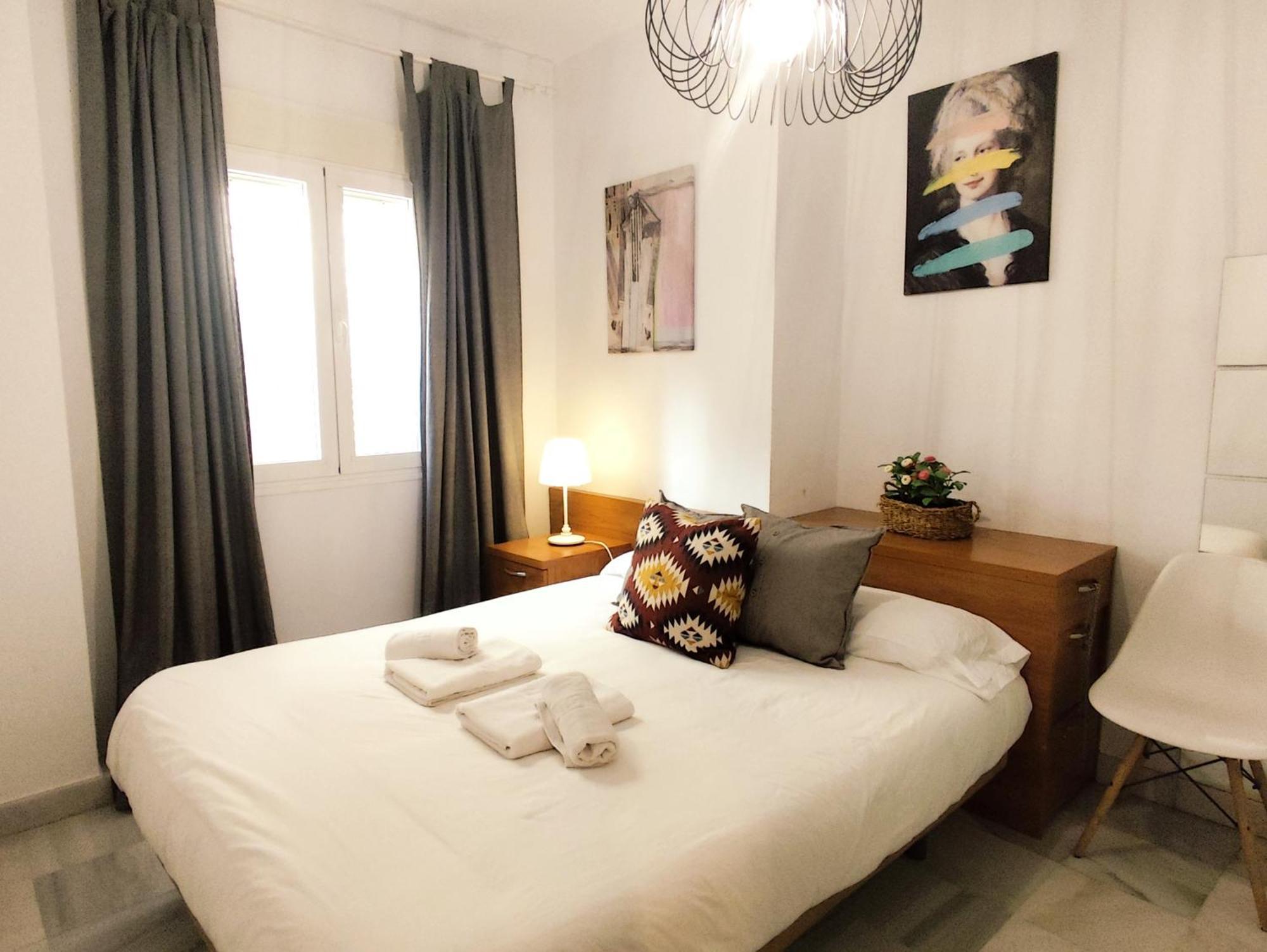 Apartamento San Luis. Plaza De Parking Gratis!!! Sewilla Zewnętrze zdjęcie